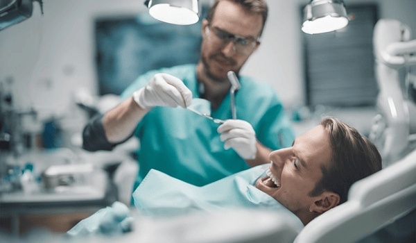 山楂水成肝病患者的"天然良药"：三大健康益处揭秘