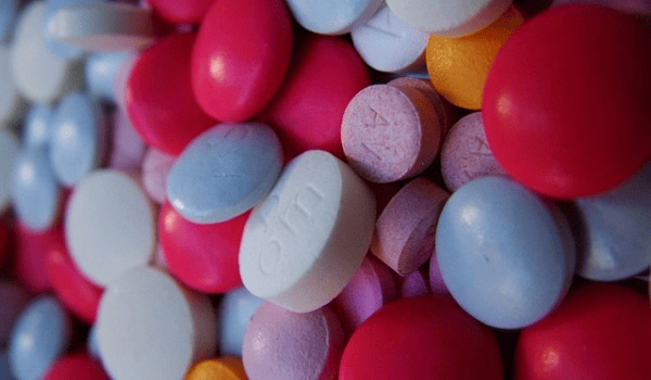 从缓解视疲劳、过滤蓝光，到预防近视，家长